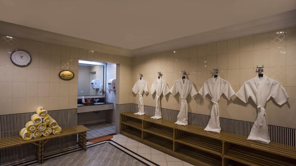 Taj Deccan 5* Hyderabad